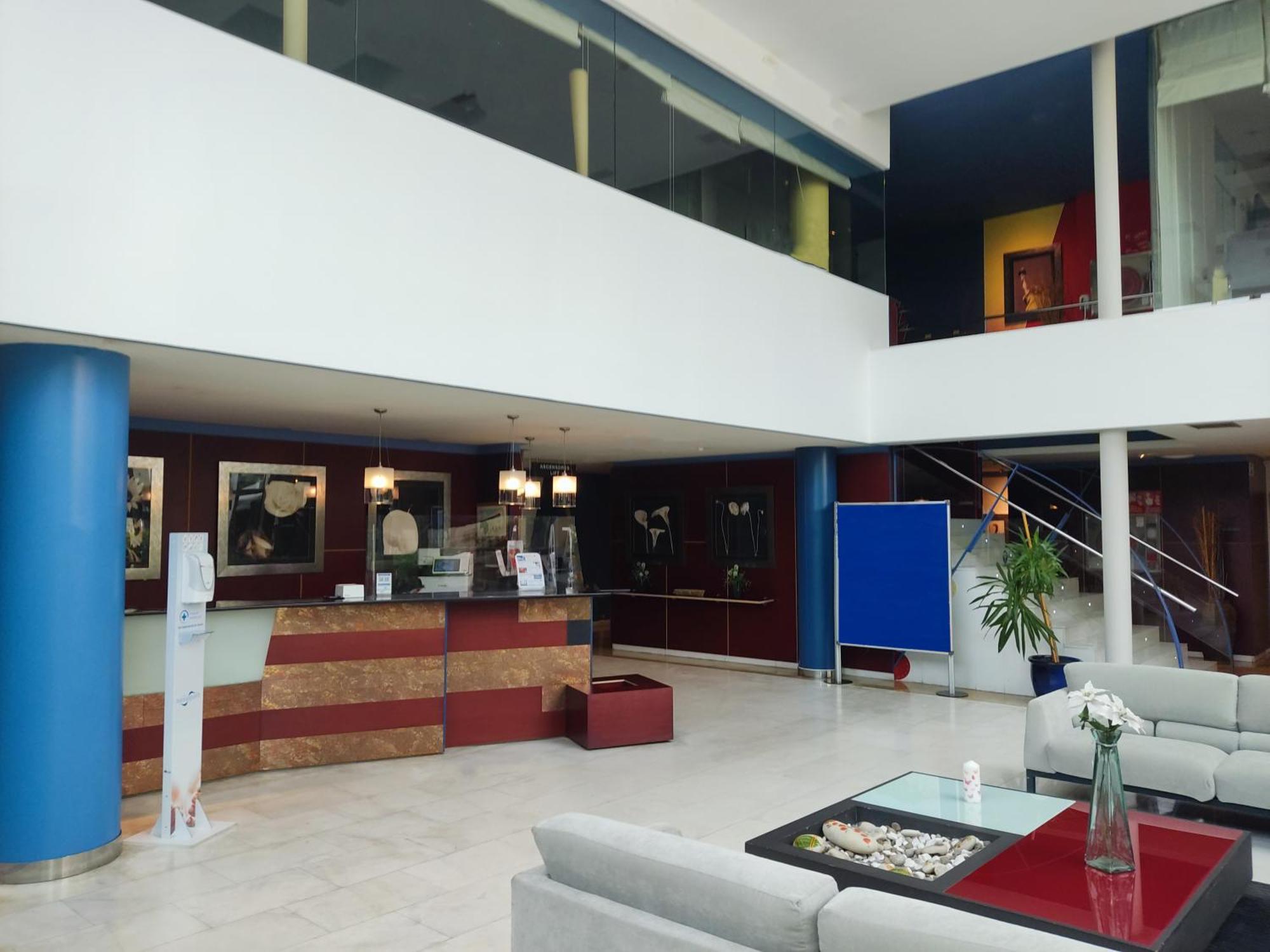 Hotel Torresport Torrelavega Zewnętrze zdjęcie